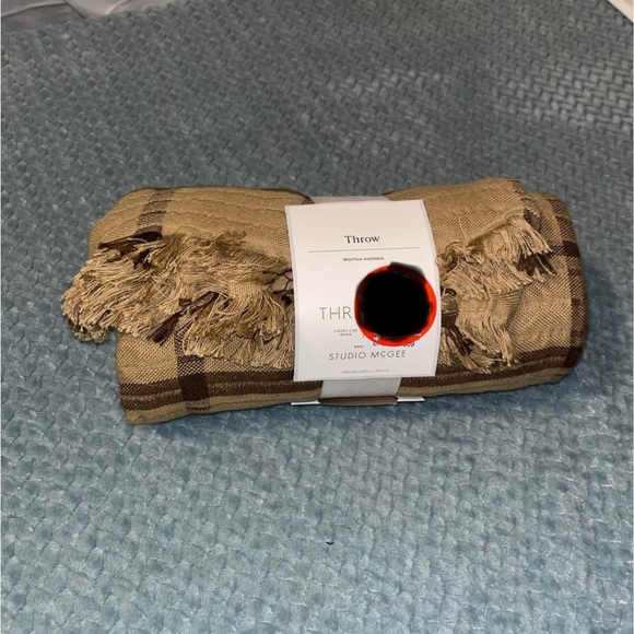 Studio McGee Other - Studio McGee Beige and Dark Brown Throw Blanket